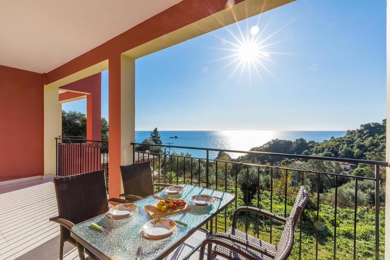 Apartmán With Swimming Pool And Panorama Sea View - *