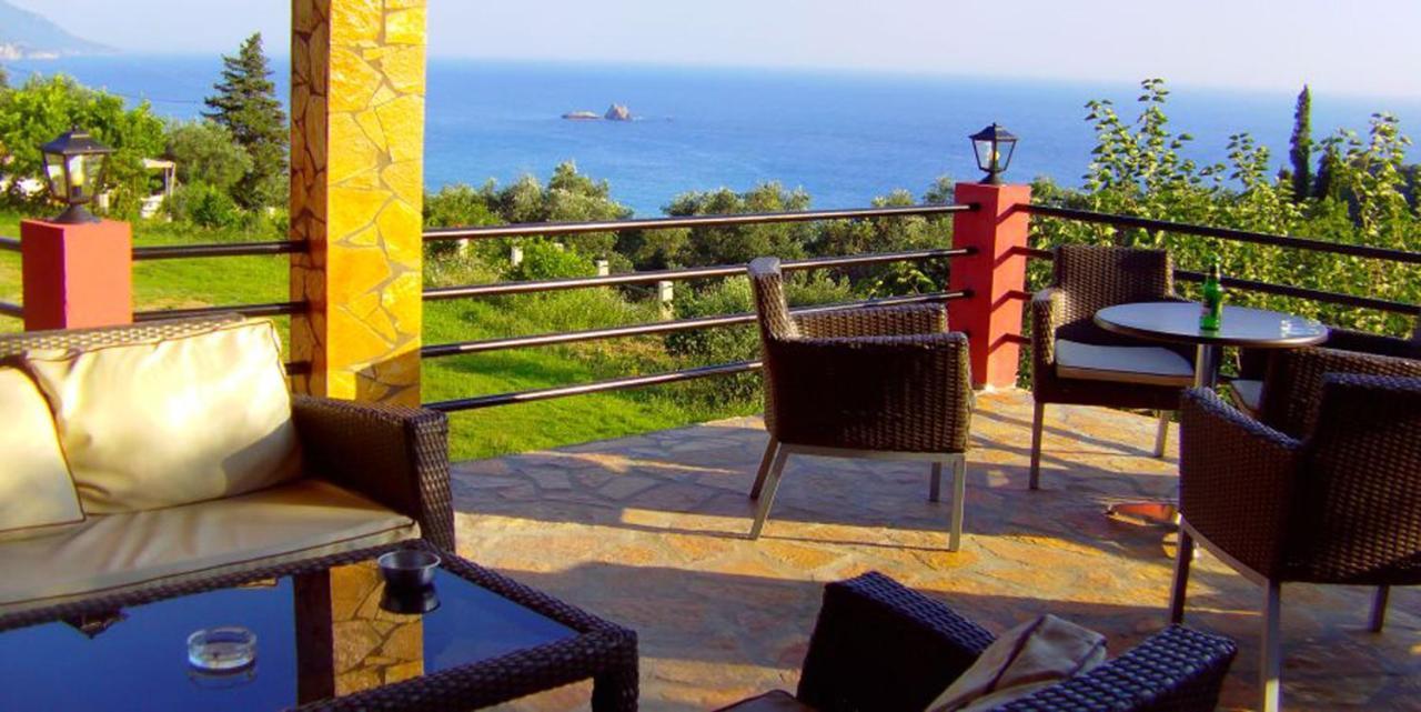 With Swimming Pool And Panorama Sea View - Apartment