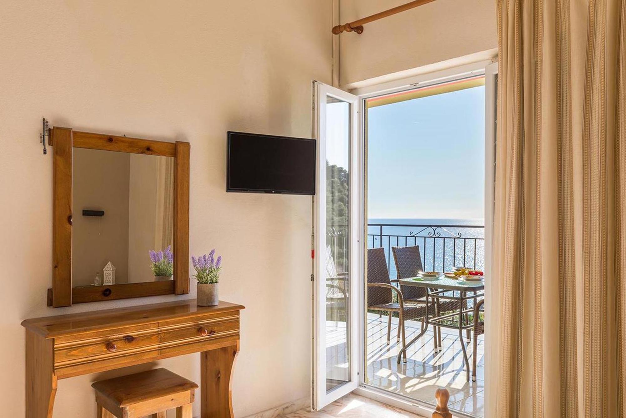 With Swimming Pool And Panorama Sea View - * Pelekas